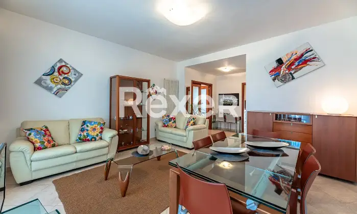 Rexer-Pietra-Ligure-Panoramico-ultimo-piano-con-terrazzo-garage-e-cantina-Altro
