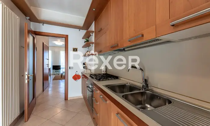 Rexer-Pietra-Ligure-Panoramico-ultimo-piano-con-terrazzo-garage-e-cantina-Altro