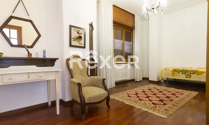 Rexer-BALDISSERO-TORINESE-Villa-indipendente-con-ampio-giardino-vista-panoramica-e-box-auto-Altro