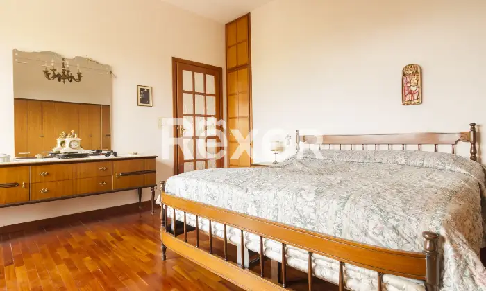 Rexer-BALDISSERO-TORINESE-Villa-indipendente-con-ampio-giardino-vista-panoramica-e-box-auto-Altro