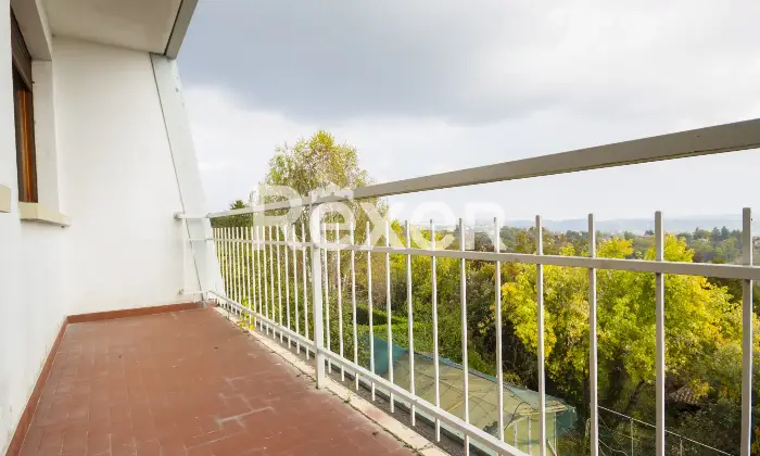 Rexer-BALDISSERO-TORINESE-Villa-indipendente-con-ampio-giardino-vista-panoramica-e-box-auto-Altro