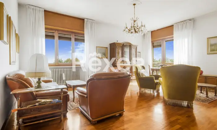Rexer-BALDISSERO-TORINESE-Villa-indipendente-con-ampio-giardino-vista-panoramica-e-box-auto-Altro