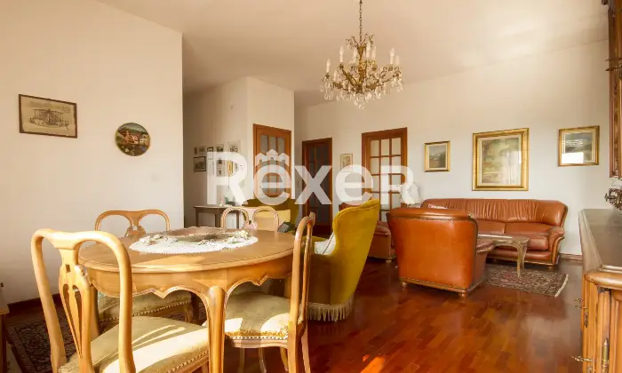 Rexer-BALDISSERO-TORINESE-Villa-indipendente-con-ampio-giardino-vista-panoramica-e-box-auto-Altro