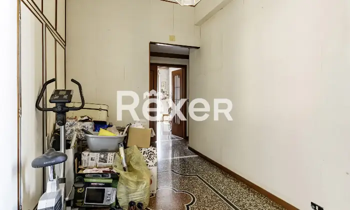 Rexer-Genova-Unico-appartamento-di-grande-metratura-in-Corso-Sardegna-piano-alto-Altro