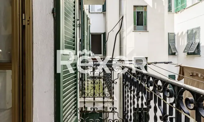 Rexer-Genova-Unico-appartamento-di-grande-metratura-in-Corso-Sardegna-piano-alto-Altro
