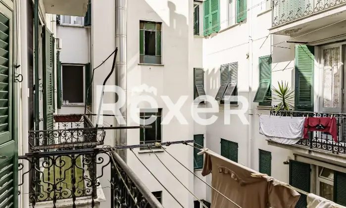 Rexer-Genova-Unico-appartamento-di-grande-metratura-in-Corso-Sardegna-piano-alto-Altro