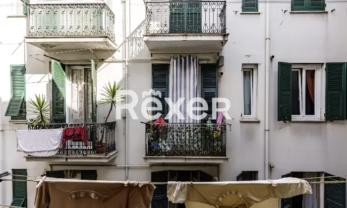 Rexer-Genova-Unico-appartamento-di-grande-metratura-in-Corso-Sardegna-piano-alto-Altro