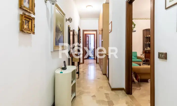 Rexer-Milano-Luminoso-trilocale-con-cucina-abitabile-e-doppi-balconi-a-Milano-Altro