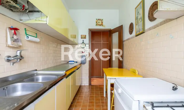 Rexer-Milano-Luminoso-trilocale-con-cucina-abitabile-e-doppi-balconi-a-Milano-Altro