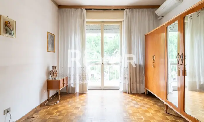 Rexer-Milano-Luminoso-trilocale-con-cucina-abitabile-e-doppi-balconi-a-Milano-Altro