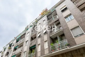 Rexer-Milano-Luminoso-trilocale-con-cucina-abitabile-e-doppi-balconi-a-Milano-Altro