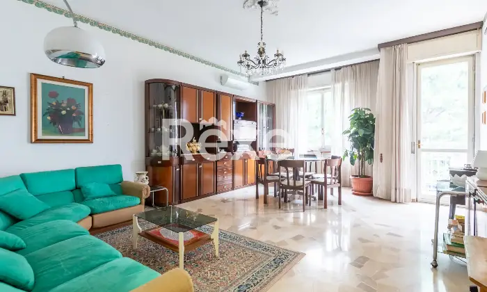 Rexer-Milano-Luminoso-trilocale-con-cucina-abitabile-e-doppi-balconi-a-Milano-Altro
