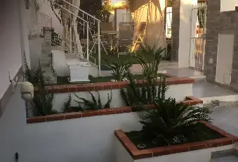 Rexer-Olbia-Villa-di-nuova-costruzione-con-tre-unit-indipendenti-finiture-di-pregio-e-comfort-moderni-Altro