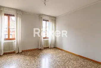 Rexer-Venezia-Appartamento-di-Ampia-Metriatura-allUltimo-Piano-Altro