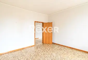 Rexer-Venezia-Appartamento-di-Ampia-Metriatura-allUltimo-Piano-Altro