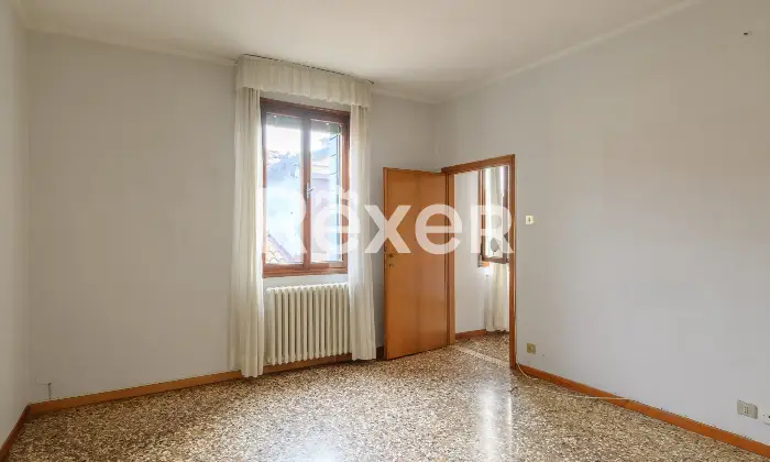 Rexer-Venezia-Appartamento-di-Ampia-Metriatura-allUltimo-Piano-Altro