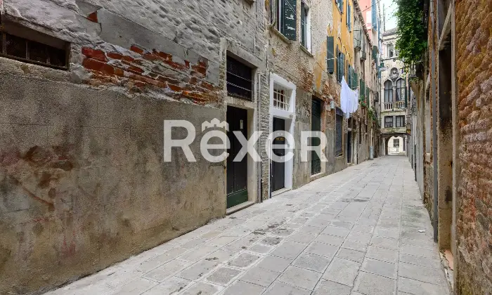 Rexer-Venezia-Appartamento-di-Ampia-Metriatura-allUltimo-Piano-Altro
