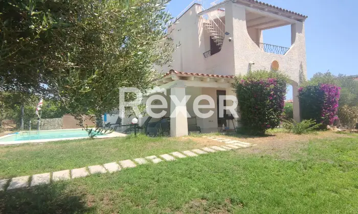 Rexer-Case-Peschieralu-Fraili-Villa-indipendente-con-piscina-in-vendita-Via-Stromboli-Lu-Fraili-San-Teodoro-Altro