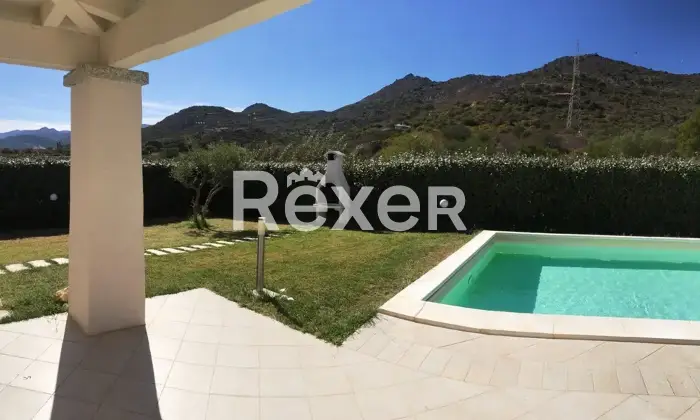 Rexer-Case-Peschieralu-Fraili-Villa-indipendente-con-piscina-in-vendita-Via-Stromboli-Lu-Fraili-San-Teodoro-Altro