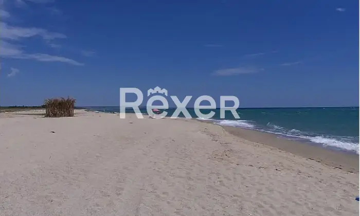 Rexer-Cropani-Complesso-agrituristico-su-ettari-immerso-nel-verde-Altro