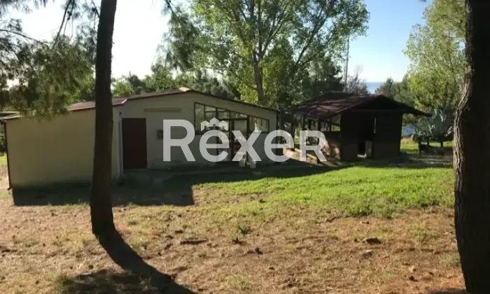 Rexer-Cropani-Marina-Complesso-agrituristico-su-ettari-immerso-nel-verde-Altro