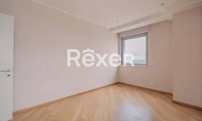 Rexer-Roma-Vendesi-luminoso-bilocale-Altro