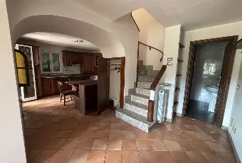 Rexer-Stella-Villa-indipendente-con-giardino-Altro