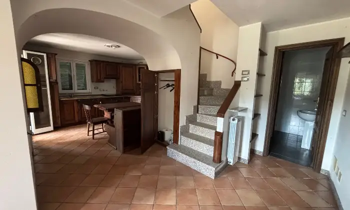 Rexer-Stella-Villa-indipendente-con-giardino-Altro