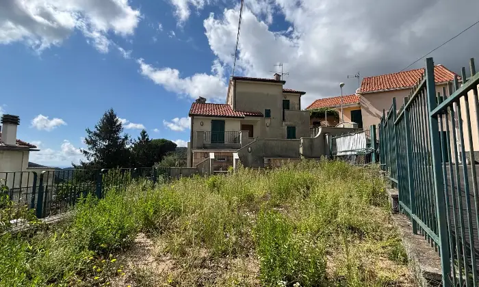 Rexer-Stella-Villa-indipendente-con-giardino-Altro