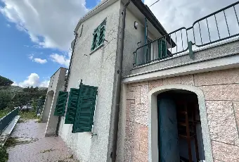 Rexer-Stella-Villa-indipendente-con-giardino-Altro