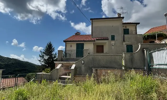 Rexer-Stella-Villa-indipendente-con-giardino-Altro