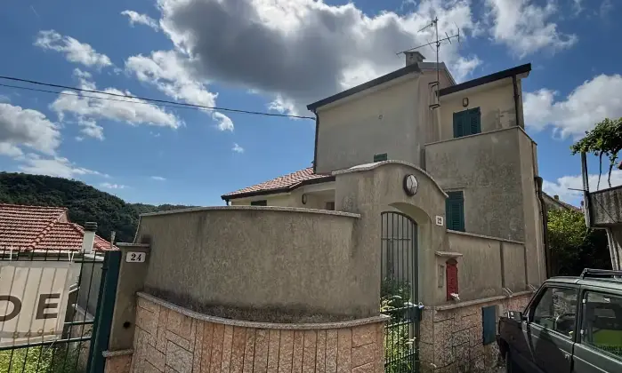 Rexer-Stella-Villa-indipendente-con-giardino-Altro