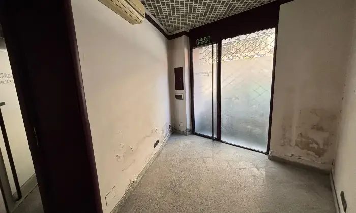 Rexer-Savona-Locale-commerciale-Altro