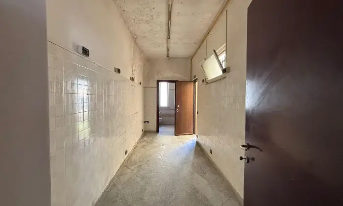 Rexer-Savona-Locale-commerciale-Altro