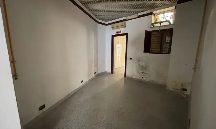 Rexer-Savona-Locale-commerciale-Altro