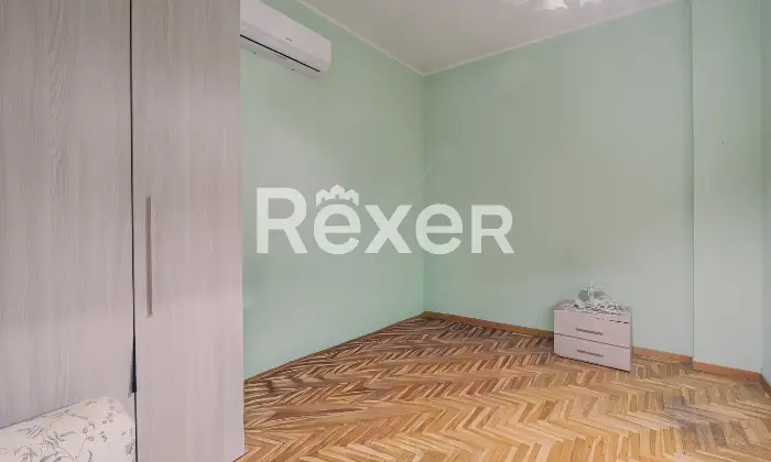 Rexer-Roma-PisanaBravettaAmpio-Trilocale-con-terrazzo-e-box-auto-Altro