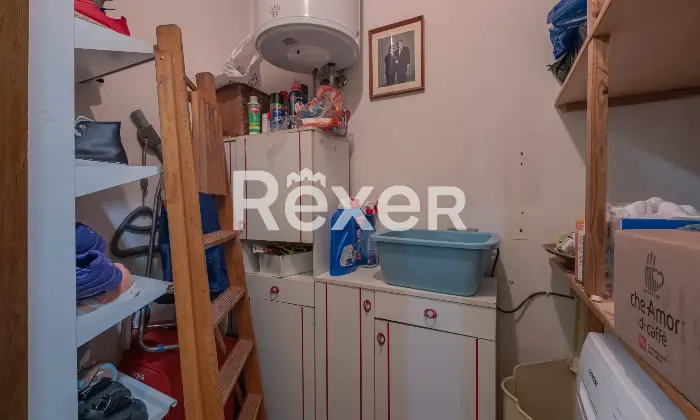 Rexer-Roma-PisanaBravettaAmpio-Trilocale-con-terrazzo-e-box-auto-Altro