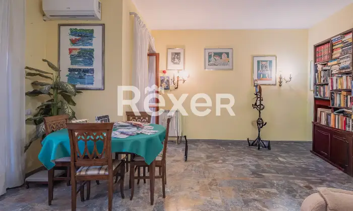 Rexer-Roma-PisanaBravettaAmpio-Trilocale-con-terrazzo-e-box-auto-Altro