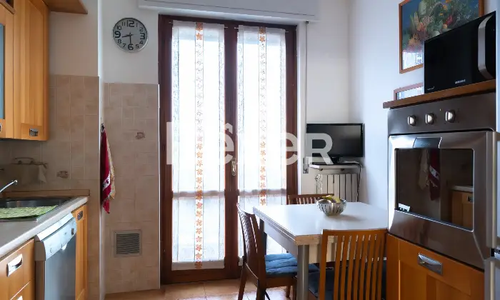 Rexer-Verona-Appartamento-luminoso-con-box-auto-e-cantine-Altro