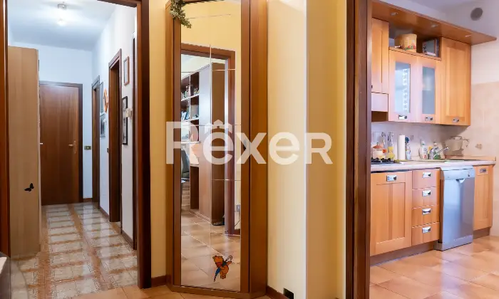 Rexer-Verona-Appartamento-luminoso-con-box-auto-e-cantine-Altro