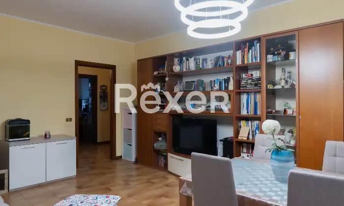 Rexer-Verona-Appartamento-luminoso-con-box-auto-e-cantine-Altro