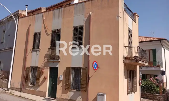 Rexer-Macomer-Casa-indipendente-su-tre-livelli-completamente-arredata-Centro-di-Macomer-Altro