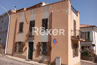 Rexer-Macomer-Casa-indipendente-su-tre-livelli-completamente-arredata-Centro-di-Macomer-Altro