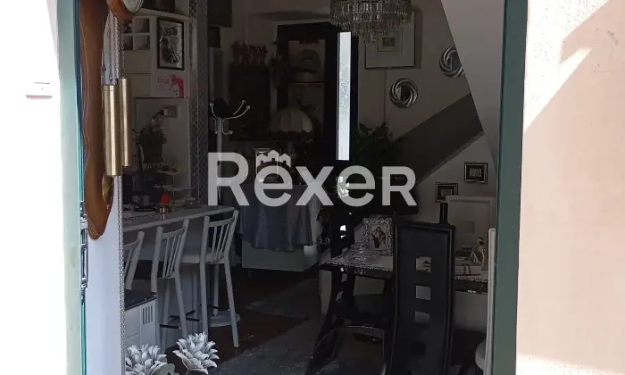 Rexer-Macomer-Casa-indipendente-su-tre-livelli-completamente-arredata-Centro-di-Macomer-Altro