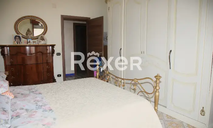 Rexer-Cardito-Appartamento-ristrutturato-box-e-posto-auto-a-uso-investimento-Altro