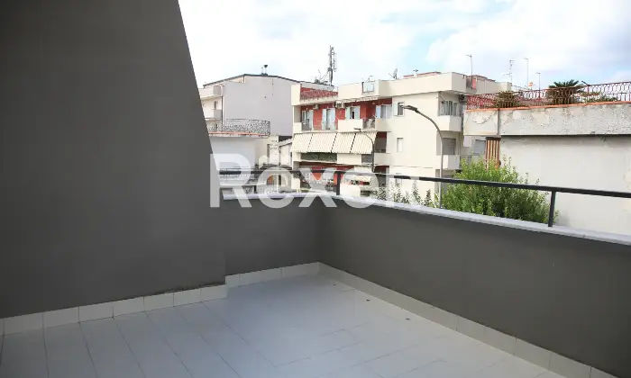 Rexer-Cardito-Appartamento-ristrutturato-box-e-posto-auto-a-uso-investimento-Altro