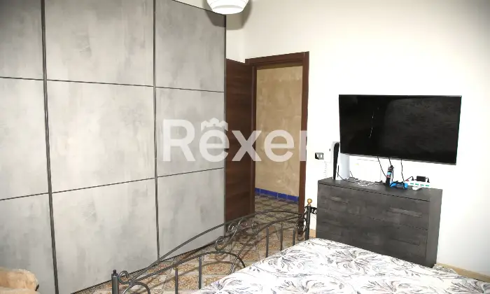 Rexer-Cardito-Appartamento-ristrutturato-box-e-posto-auto-a-uso-investimento-Altro