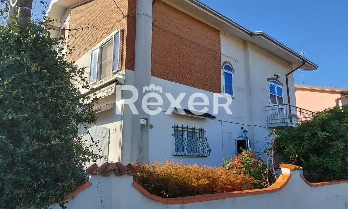 Rexer-Copparo-Bifamiliare-indipendente-con-garage-e-giardino-a-Copparo-Altro