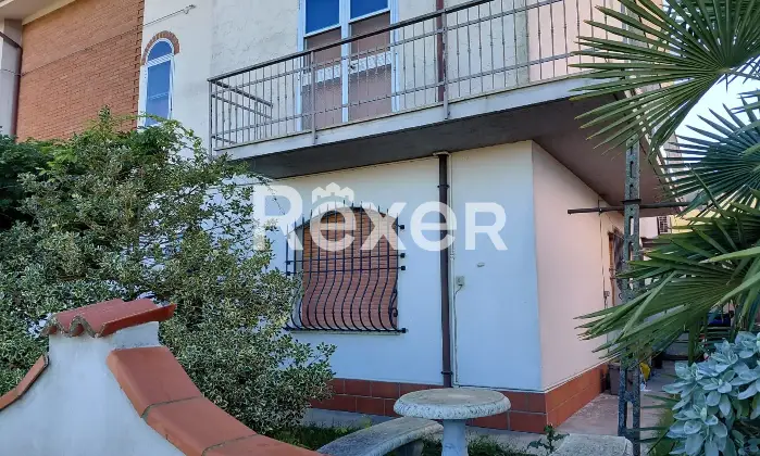 Rexer-Copparo-Bifamiliare-indipendente-con-garage-e-giardino-a-Copparo-Altro