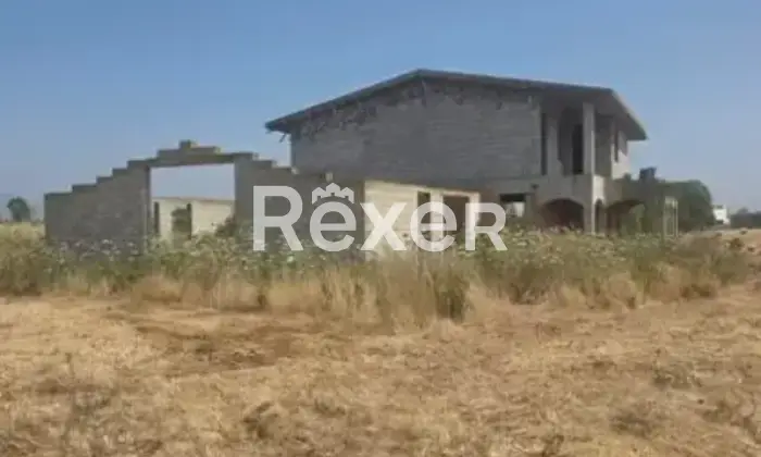 Rexer-Solarussa-Casa-al-grezzo-con-ampio-terreno-a-Solarussa-OR-Altro